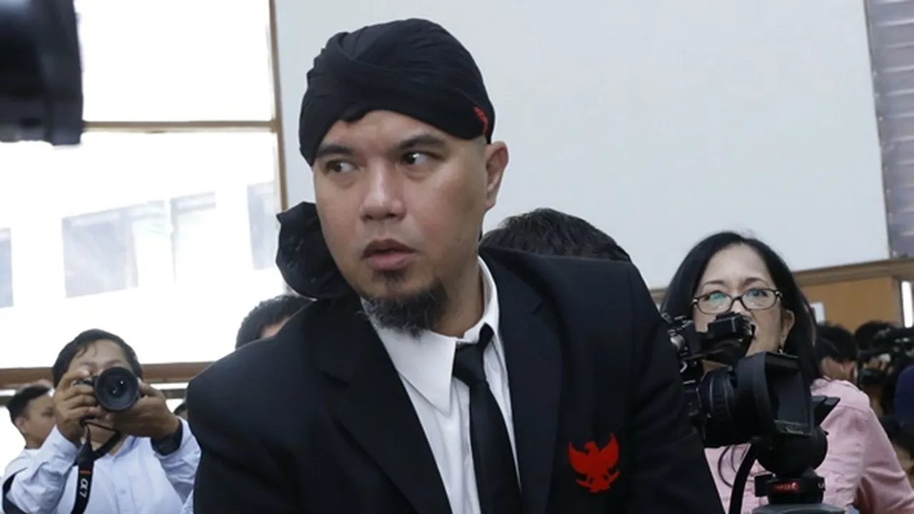 Hukuman Tahanan Ahmad Dhani Bertambah Jadi 60 Hari Hukuman Tahanan Ahmad Dhani Bertambah Jadi 60 Hari