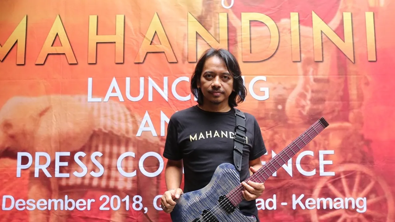 Hyang Giri, Lagu Baru Dewa Budjana yang Berkolaborasi Dengan Soimah