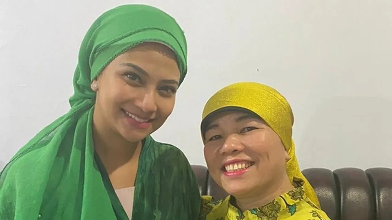 Ibu Mertua Mendiang Vanessa Angel Berharap Bisa Dapatkan Hak Perwalian Gala Sky Ibu Mertua Mendiang Vanessa Angel Berharap Bisa Dapatkan Hak Perwalian Gala Sky