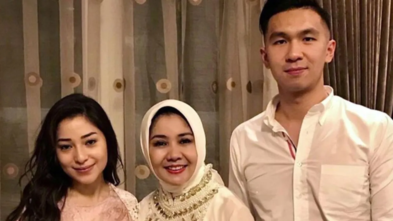 Ibunda Nikita Willy Yakin Indra Priawan Akan Jadi Imam yang Terbaik Bagi Putrinya Ibunda Nikita Willy Yakin Indra Priawan Akan Jadi Imam yang Terbaik Bagi Putrinya