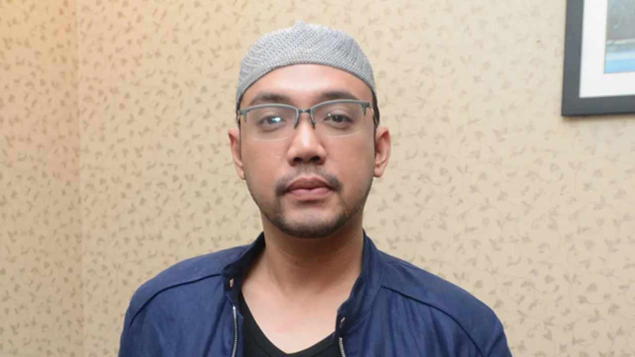 Ibunda Sebut Sandy Tumiwa Tak Kuat Mental dan Salah Pergaulan Ibunda Sebut Sandy Tumiwa Tak Kuat Mental dan Salah Pergaulan