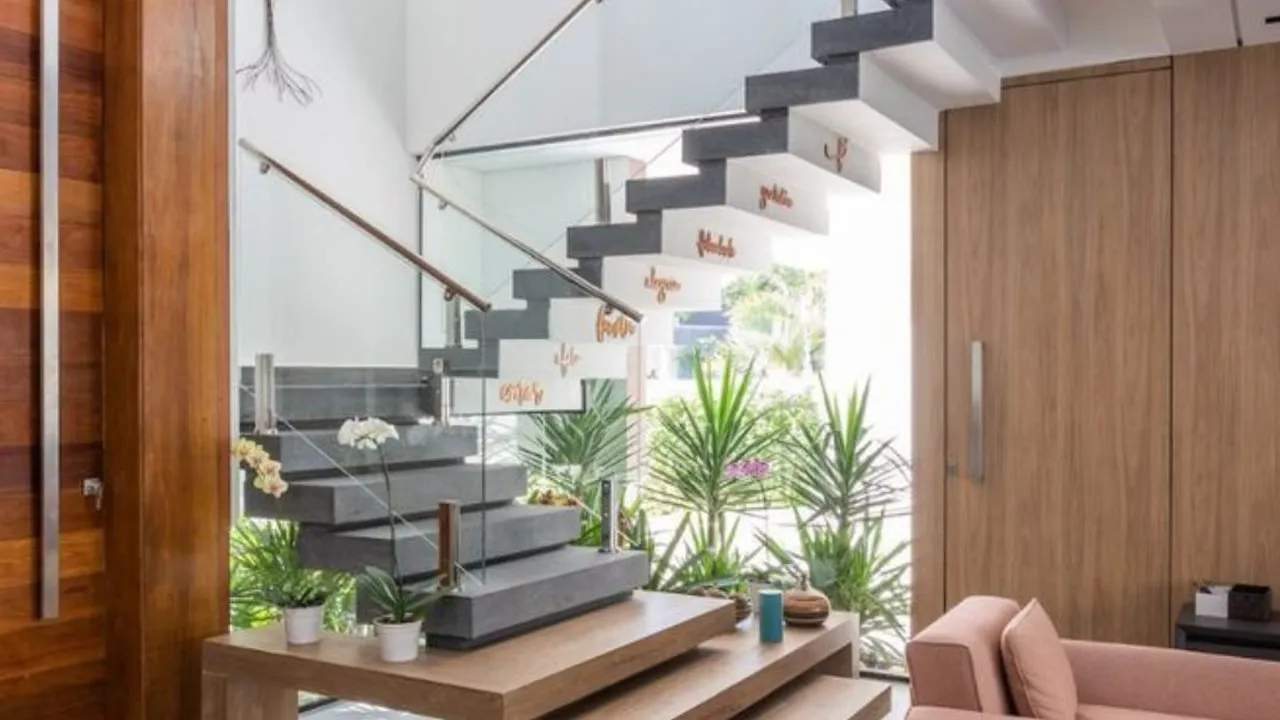 Ide Tangga untuk Desain Rumah Minimalis, Sederhana tapi Tetap Mewah