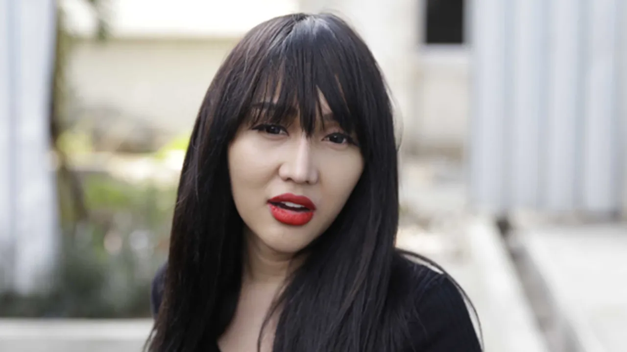 Identitas Asli Lucinta Luna Terungkap di Surat Perjanjian Dengan Manajemen Artis yang Menaunginya