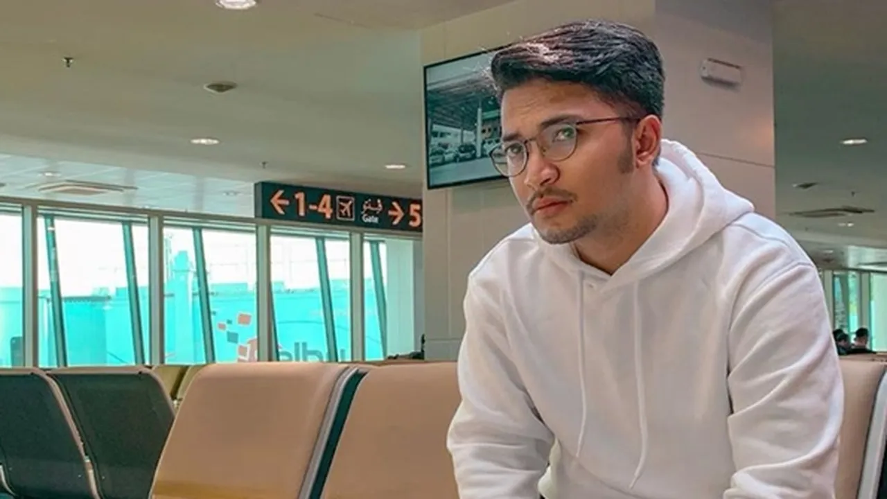 Ihsan Tarore Kecelakaan, Ungkap Kronologi Sampai Nabrak Kontainer