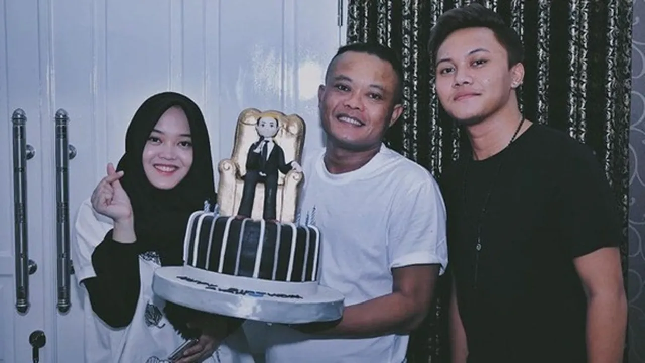 Ikuti Jejak Rizky Febian, Anak Perempuan Sule Rilis Single Perdana