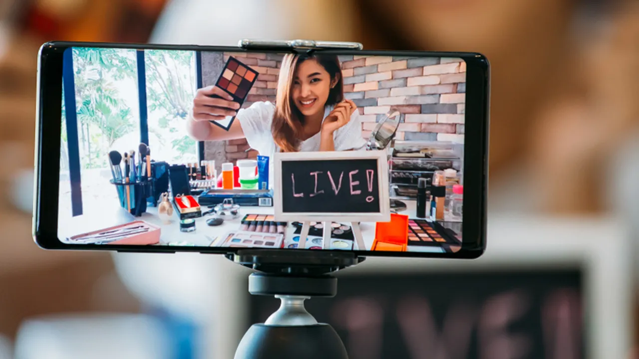Influencer Wannabe Wajib Tahu, Ini Waktu yang Tepat Posting Feed buat Tingkatkan Engagement Kamu