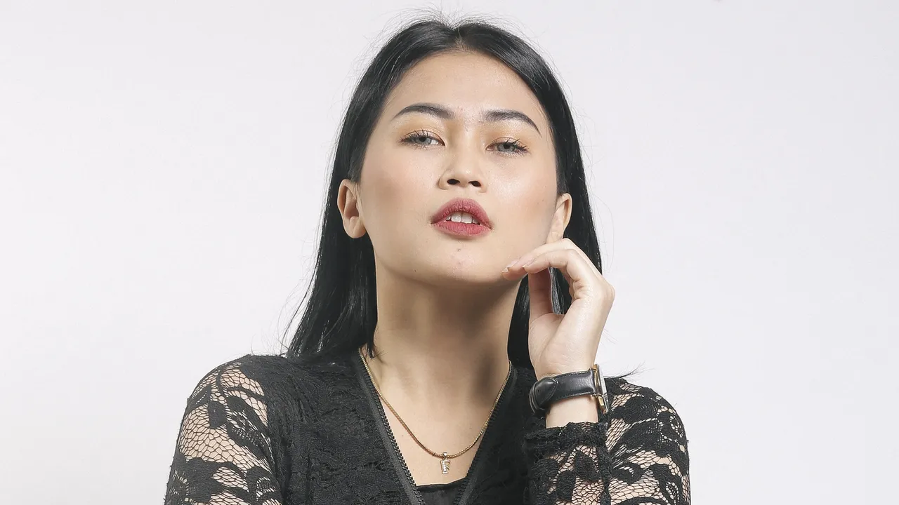 Ingin Jadi Lebih Baik, Ovi Sovianti Ubah Penampilan Lebih Tertutup