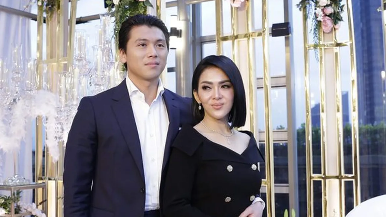 Ingin Mengabdi Pada Suami, Syahrini Siap Tinggalkan Dunia Artis?