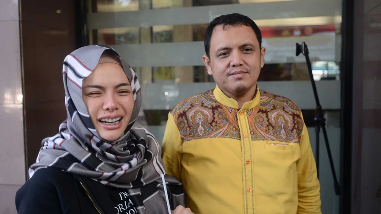 Ingin Sahkan Pernikahan Secara Administrasi? Nikita Mirzani Bisa Tempuh 2 Cara Ini