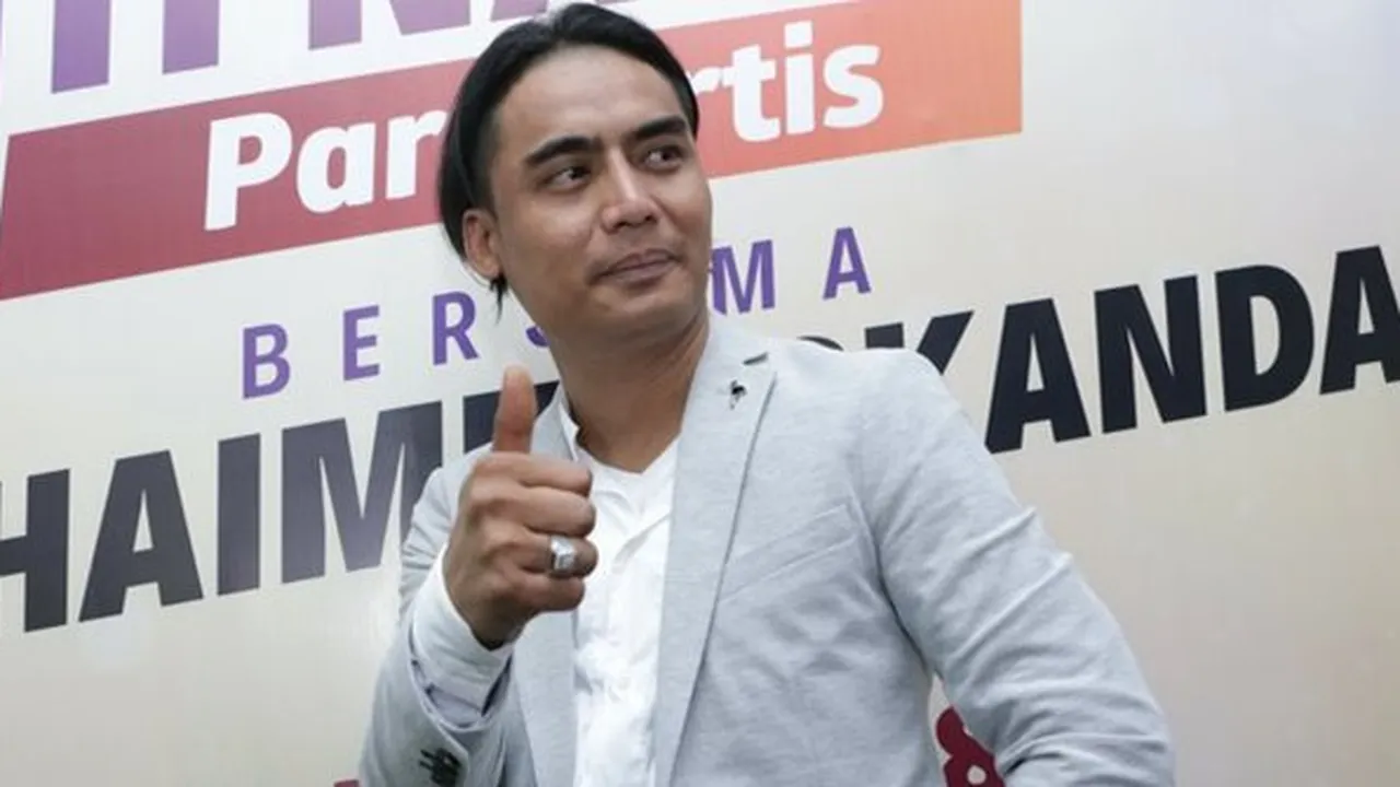 Ini Alasannya Charly Van Houten Kembali ke ST12