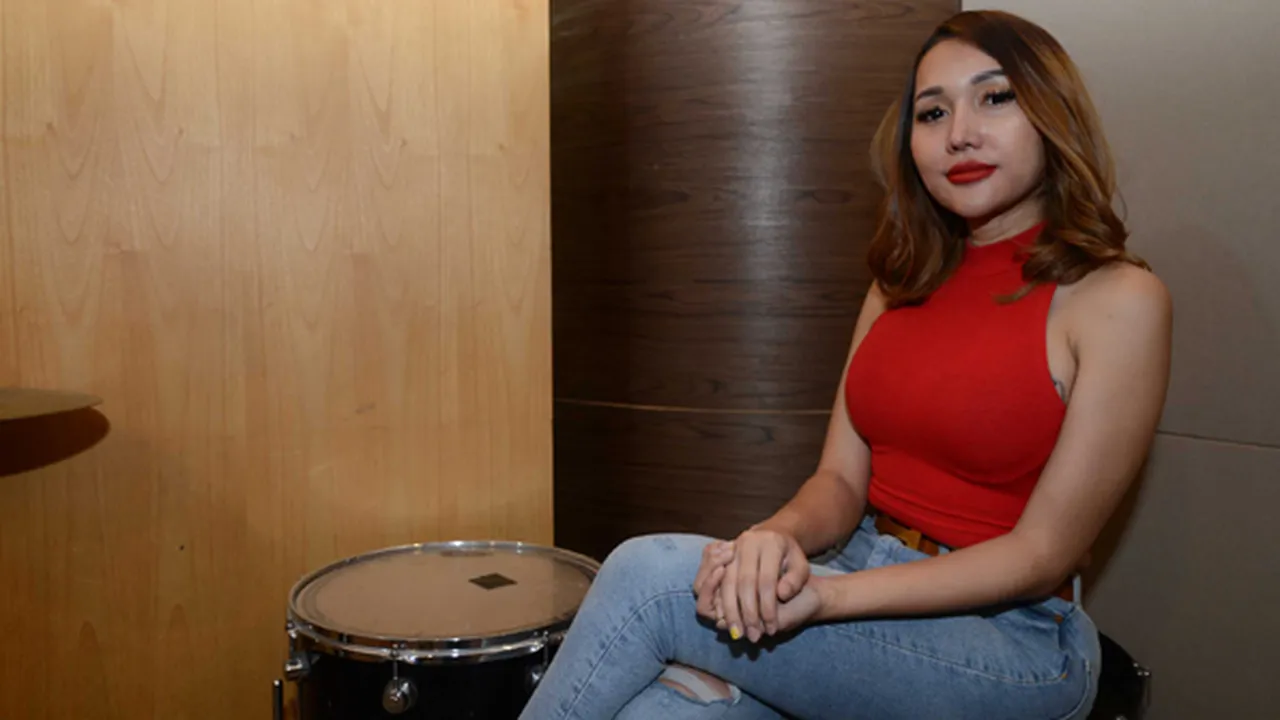Ini Dia Sosok Teman Dekat Lucinta Luna, Benarkah Seorang Aktor dari Filipina?