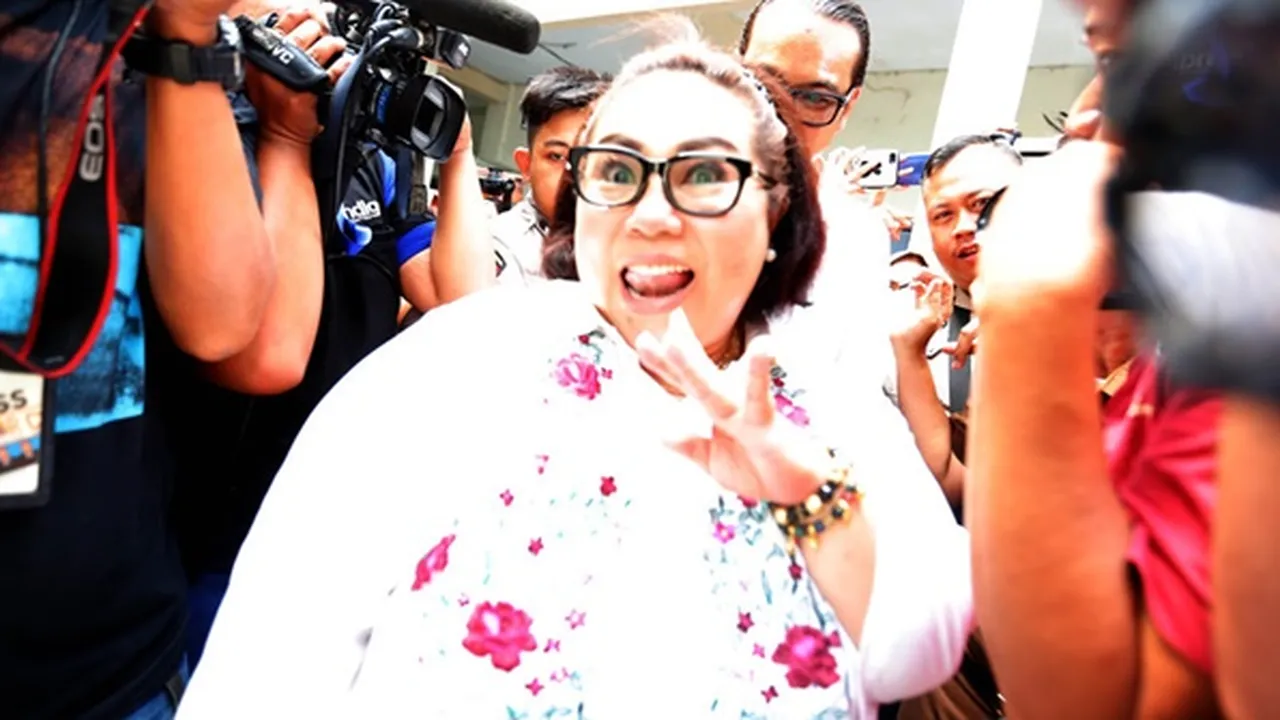Ini Lho Persiapan Yang Dilakukan Nunung Jelang Sidang Kasus Narkoba Ini Lho Persiapan Yang Dilakukan Nunung Jelang Sidang Kasus Narkoba