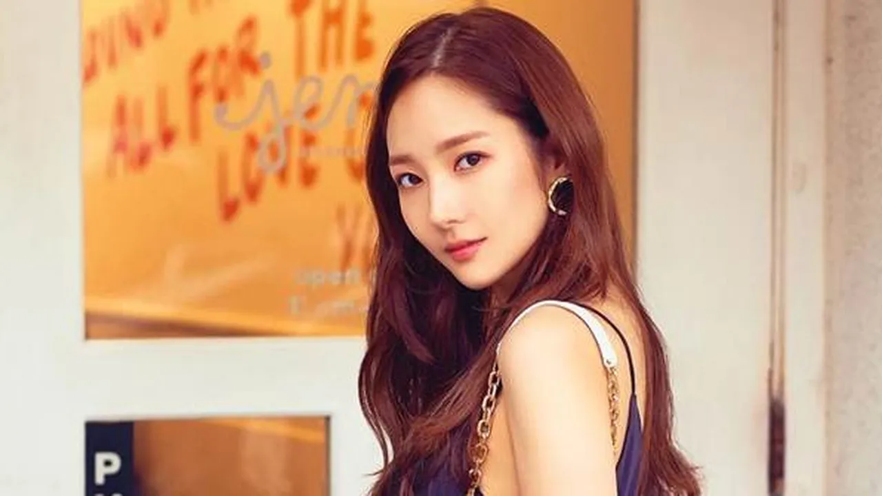 Ini Rahasia Park Min Young Agar Bisa Jatuh Cinta dengan Aktor Lawan Mainnya