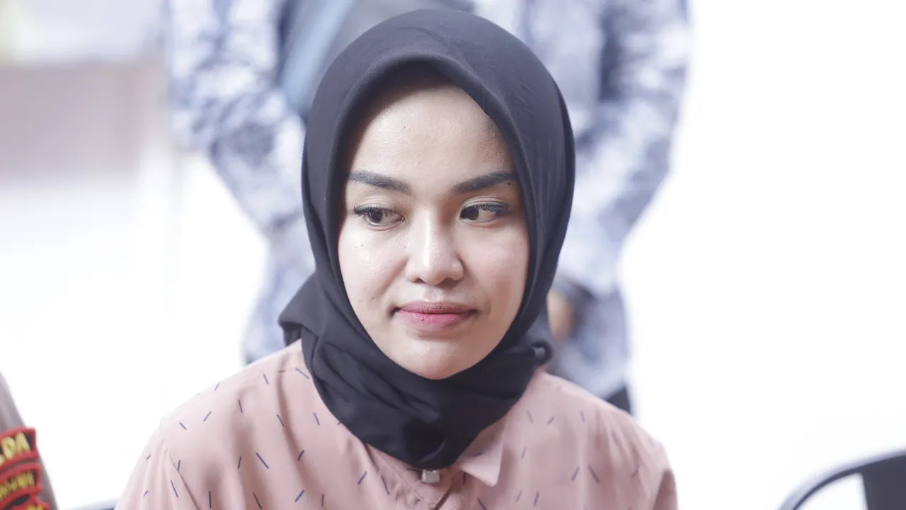 Ini Update Kasus Dugaan Penggelapan Oleh Irwansyah Atas Medina Zein