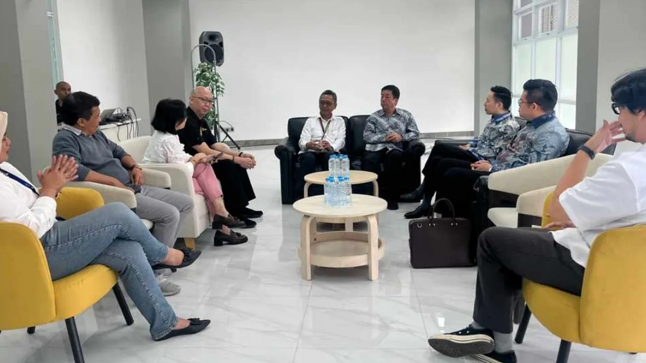 Institut Media Digital EMTEK (IMDE) Dapat Kunjungan Spesial dari Wakil Dubes Singapura