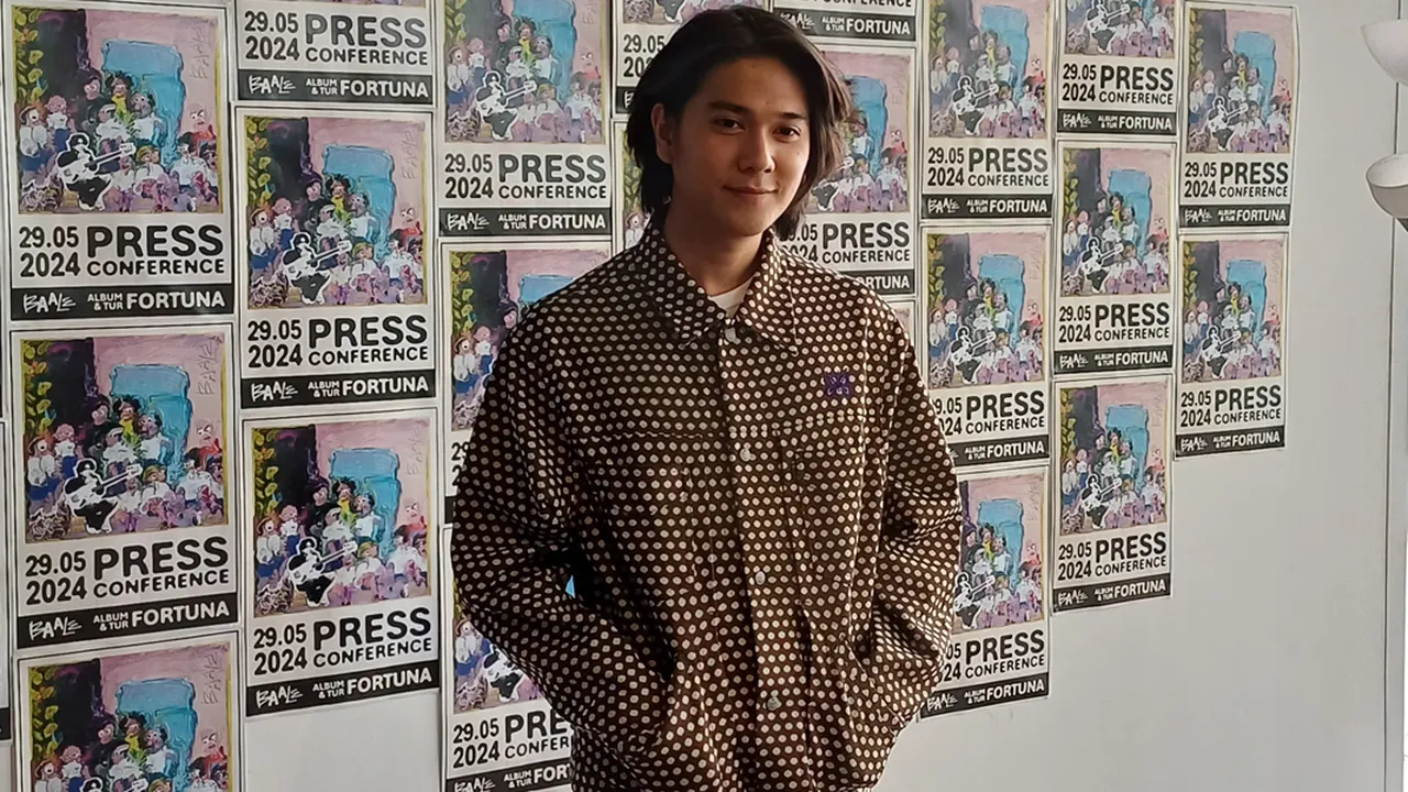 Iqbaal Ramadhan Buka Suara Terkait Lagu dan Video Klip Terbarunya yang Dicibir Netizen Iqbaal Ramadhan Buka Suara Terkait Lagu dan Video Klip Terbarunya yang Dicibir Netizen