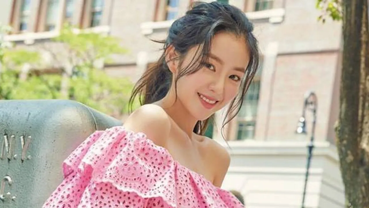 Irene Red Velvet Tetap Cantik Mempesona Dengan Gaya Rambut Aneh Ini