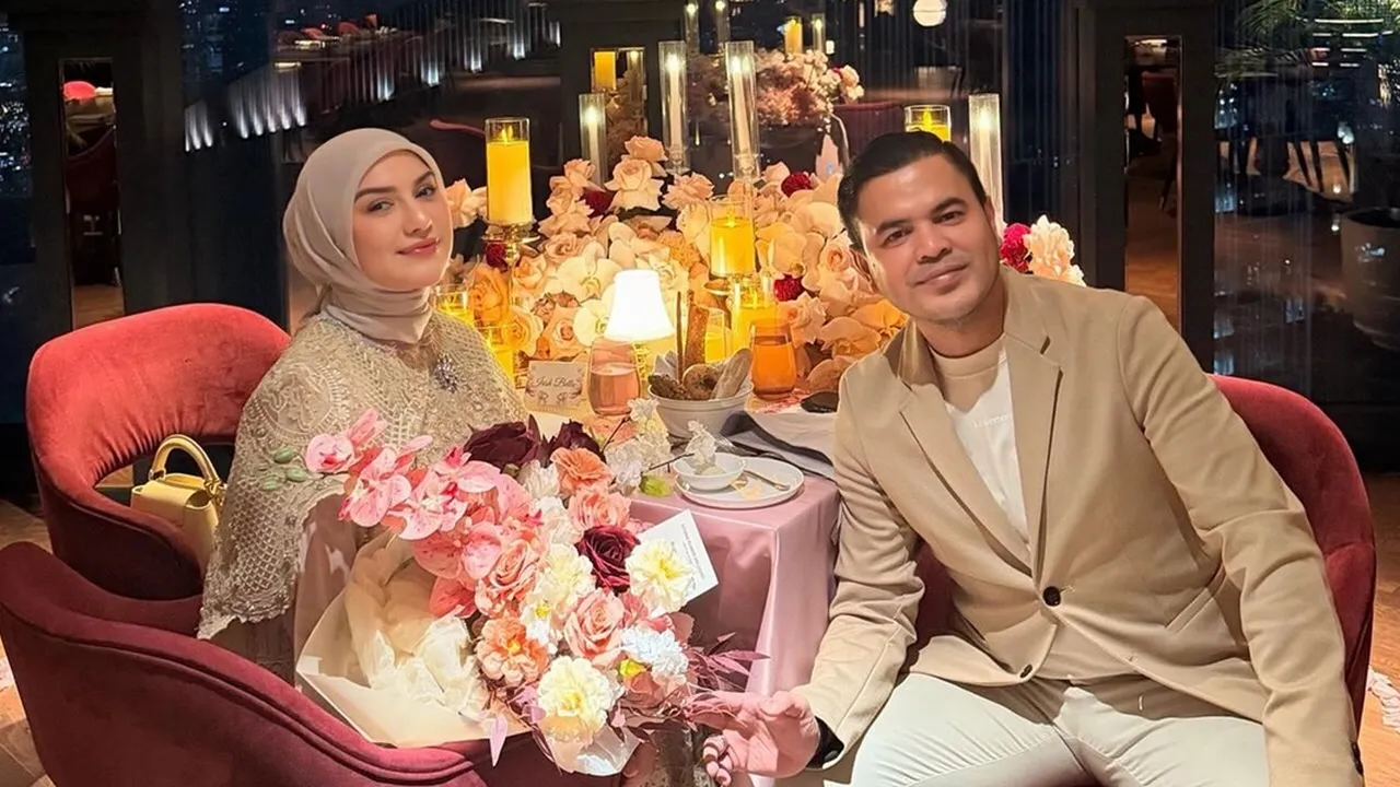 Irish Bella dan Suami Pilih Dinner Romantis Rayakan Anniversary Pertama, Sweet Banget
