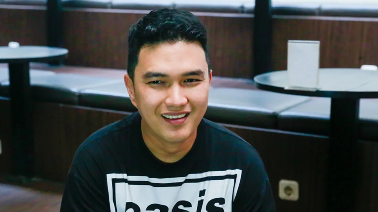 Istri Hamil Anak Kedua, Aldi Taher ke Mana-mana Bawa Buah Menteng