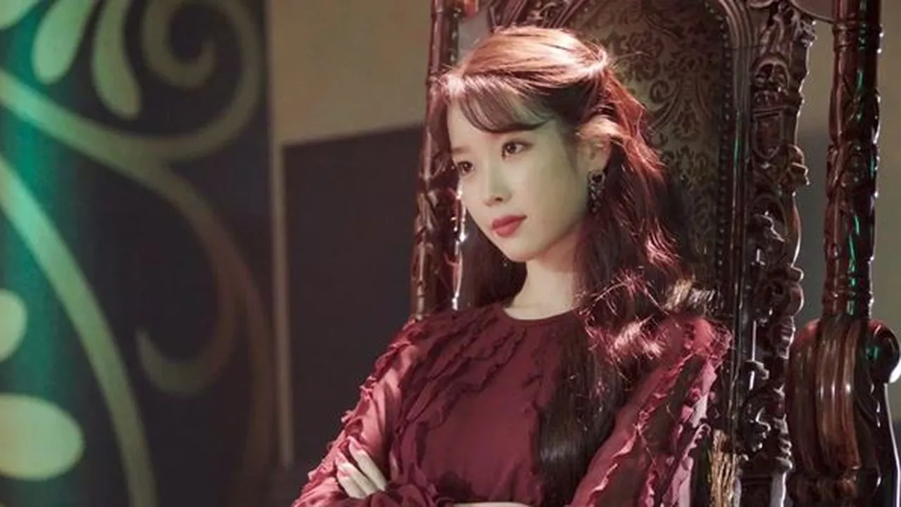 IU Bakal Gelar Konser 'Love, Poem' di Jakarta pada Desember Mendatang