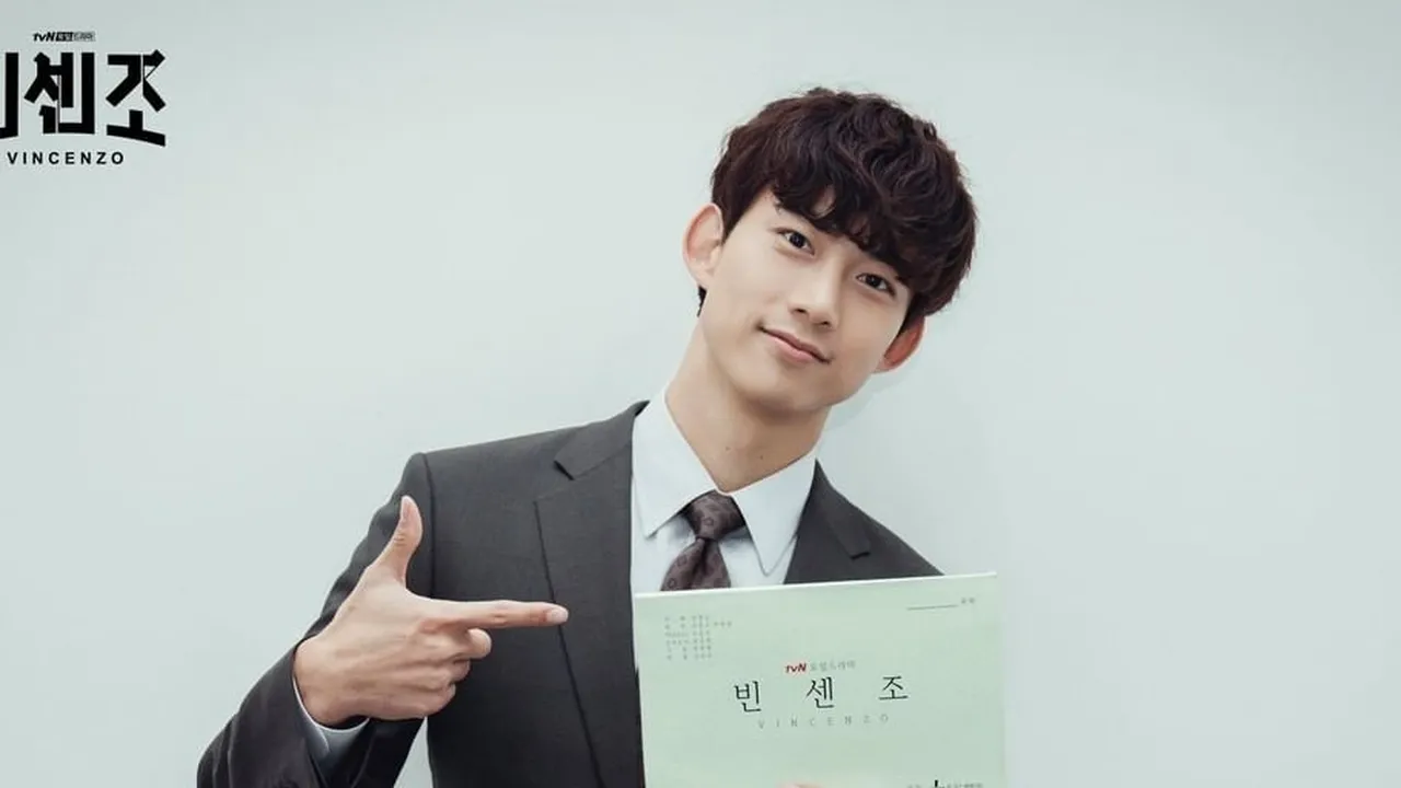 Jadi Anak Magang di Episode Awal VINCENZO, Ini Tips Sukses ala Ok Taecyeon