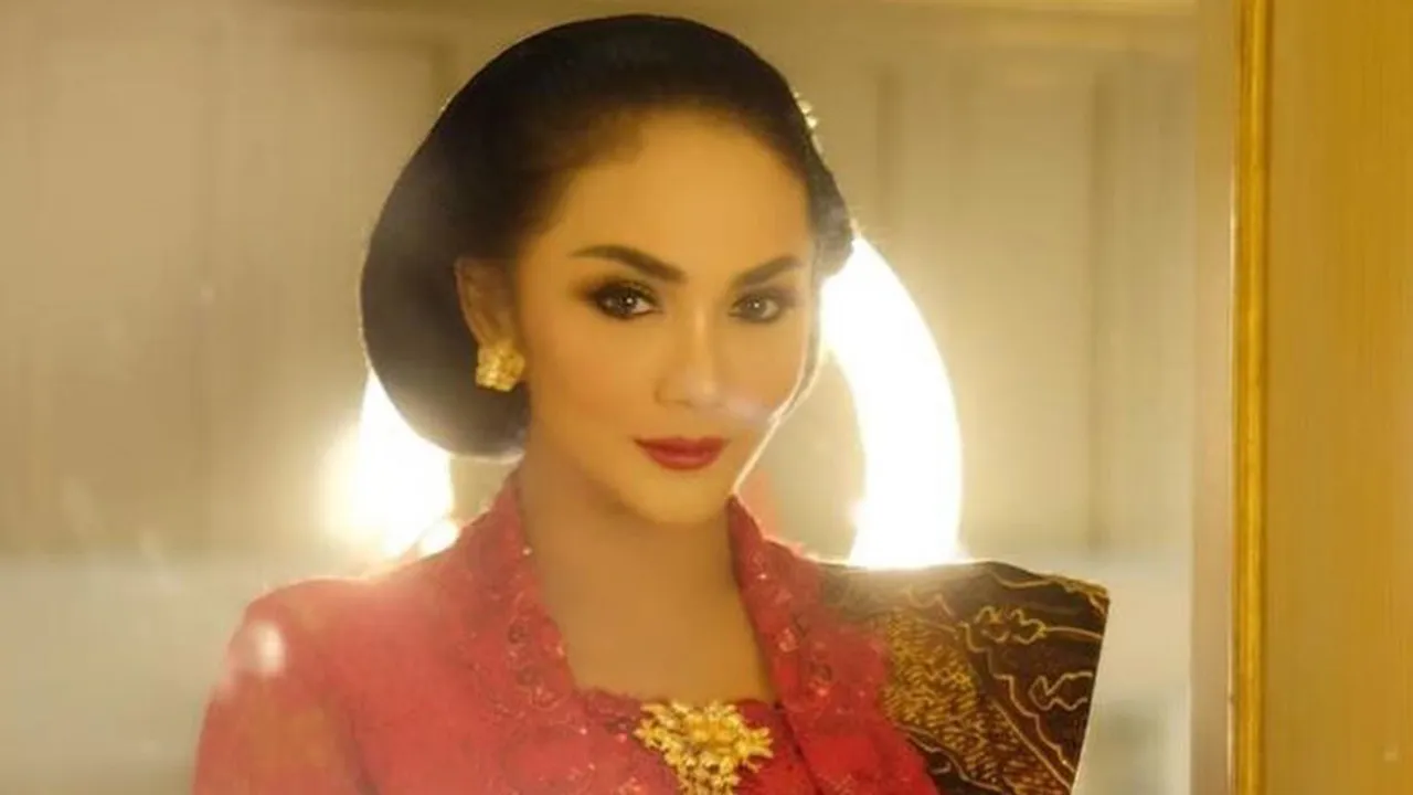 Jadi Anggota DPR Hanya Lulusan SMA, Krisdayanti Buka Suara