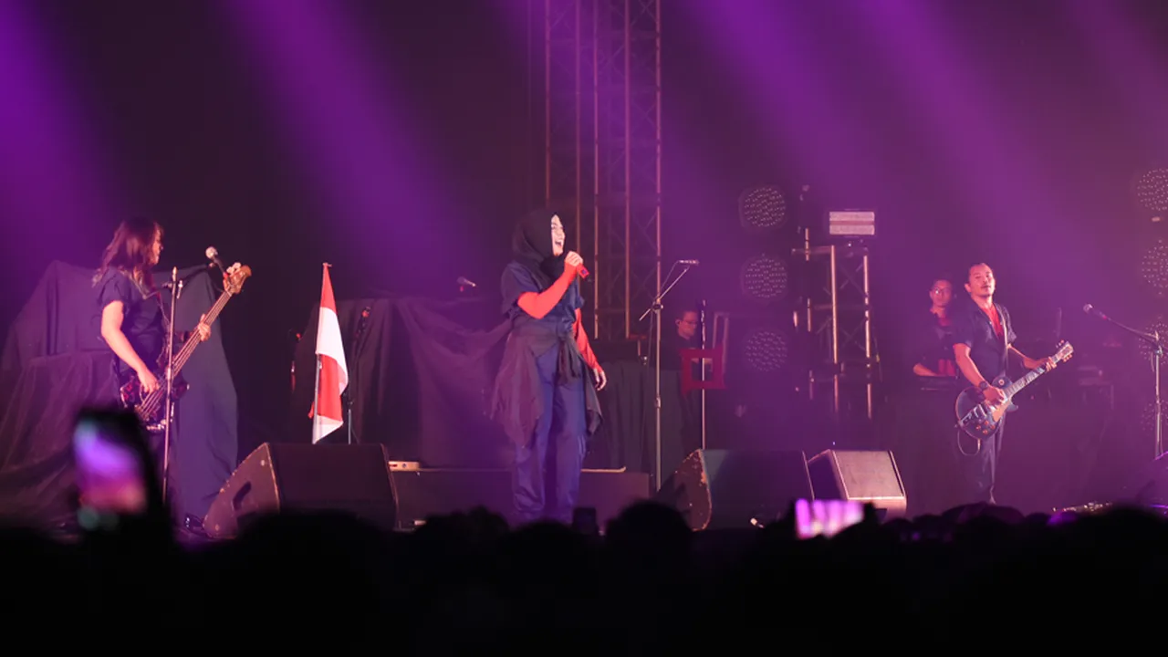 Jadi Band Pembuka Paramore, Kotak Tampil Garang dan Mampu Bakar Semangat Penonton