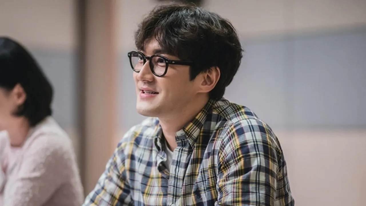 Jadi Leader Tim Program Hiburan, Siwon Super Junior Bintangi Drakor Tving Original 'Drunk City Women'
