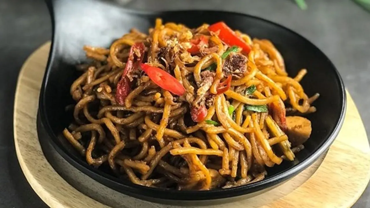 Jadi Makanan Khas Imlek, Ini Filosofi Mi yang Jadi Simbol Panjang Umur Hingga Kebahagiaan