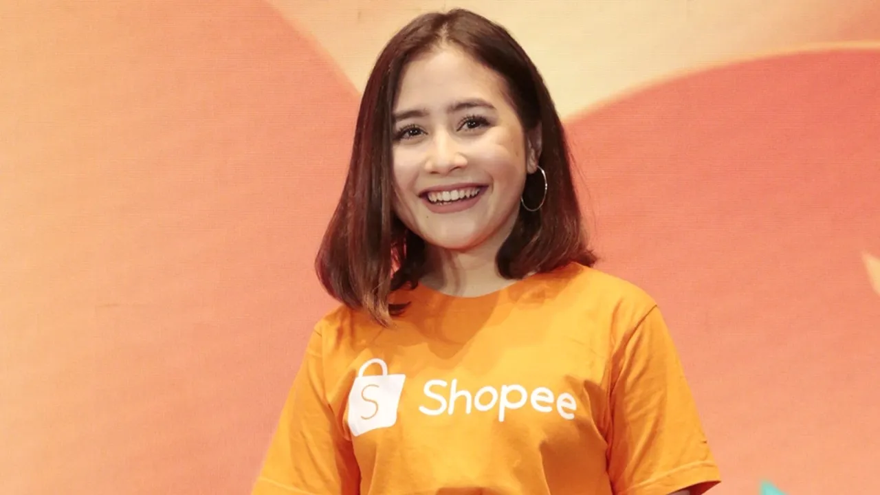 Jadi Penulis, Prilly Latuconsina Idolakan Pidi Baiq