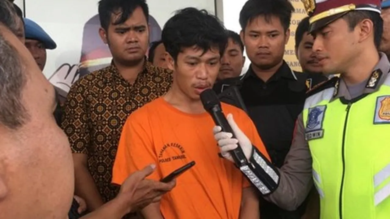 Jadi Tersangka, Adi Saputra 'Penghancur Motor' Menangis Minta Maaf