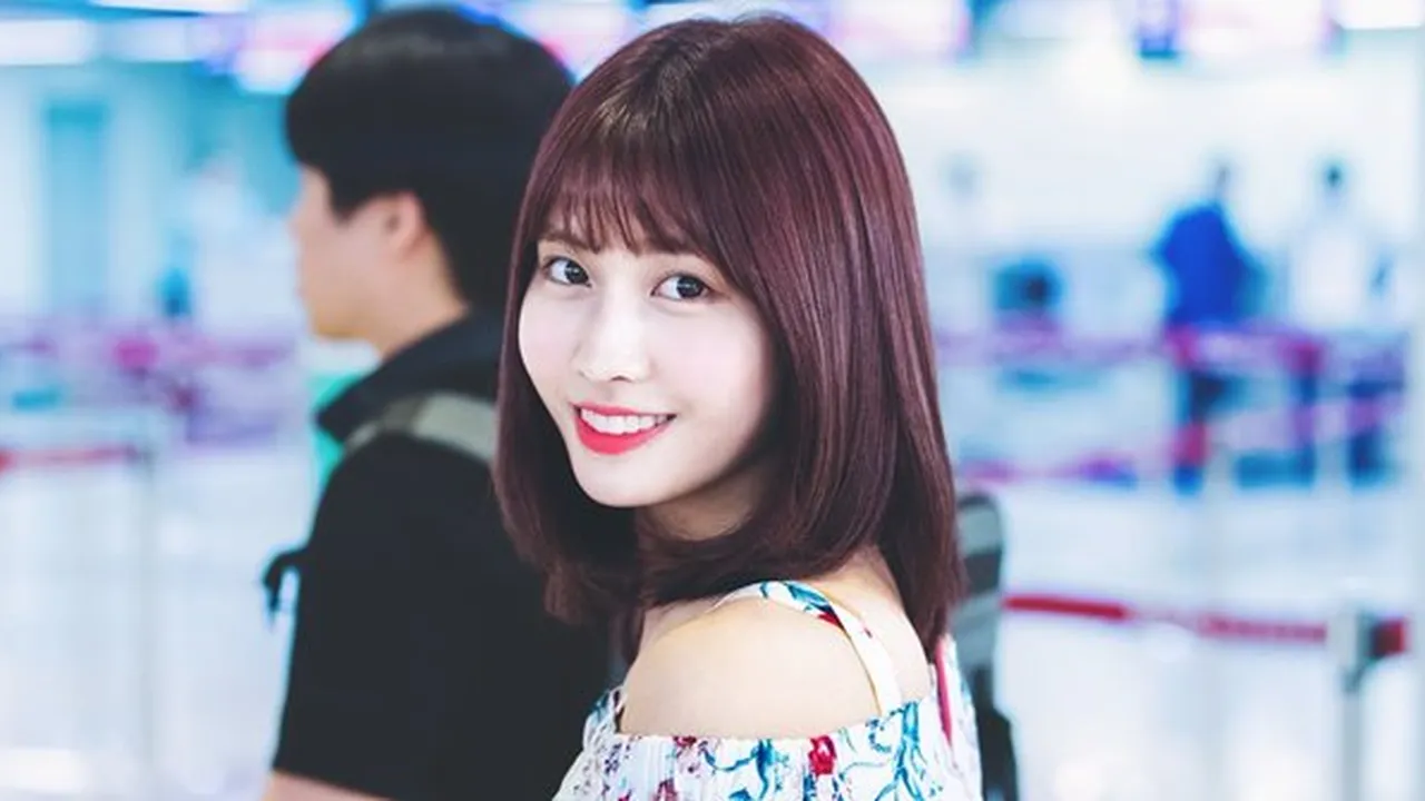 Jadi Trending, Dahi dan Poni Momo TWICE Kalahkan Peluncuran iPhone 11