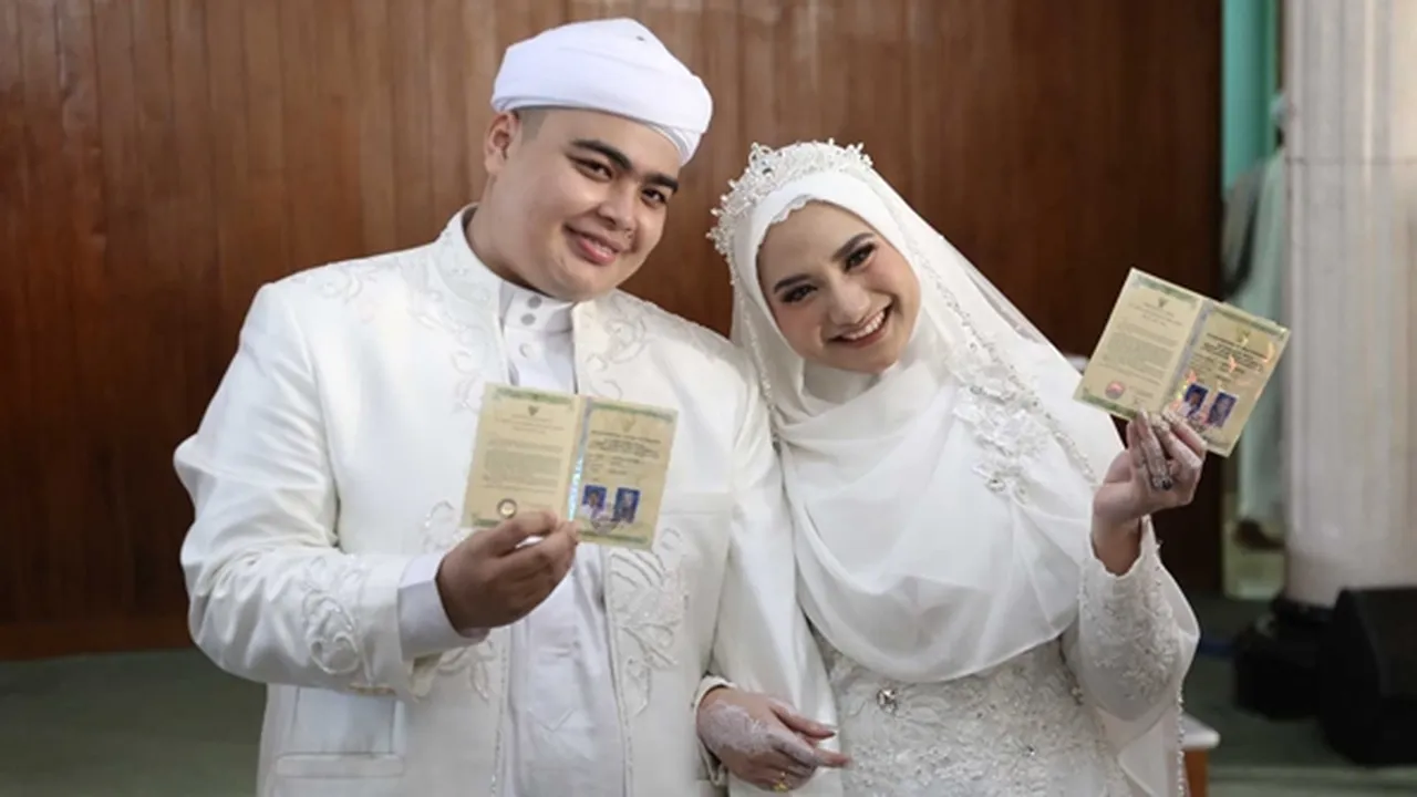 Jadi Wali Atas Pernikahan Sang Adik, Alvin Faiz Diledek Ameer Az Zikra
