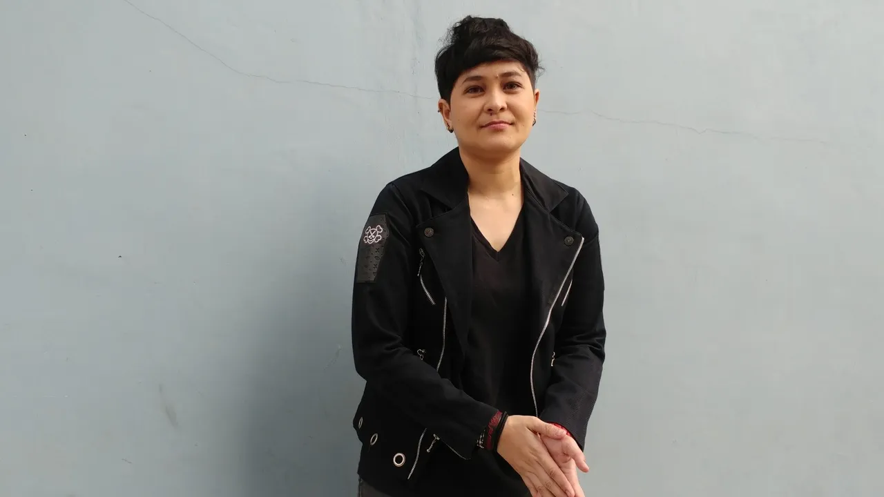 Jajal Konsep Baru, Mitha The Virgin Tampil Akustikan di Project Solo