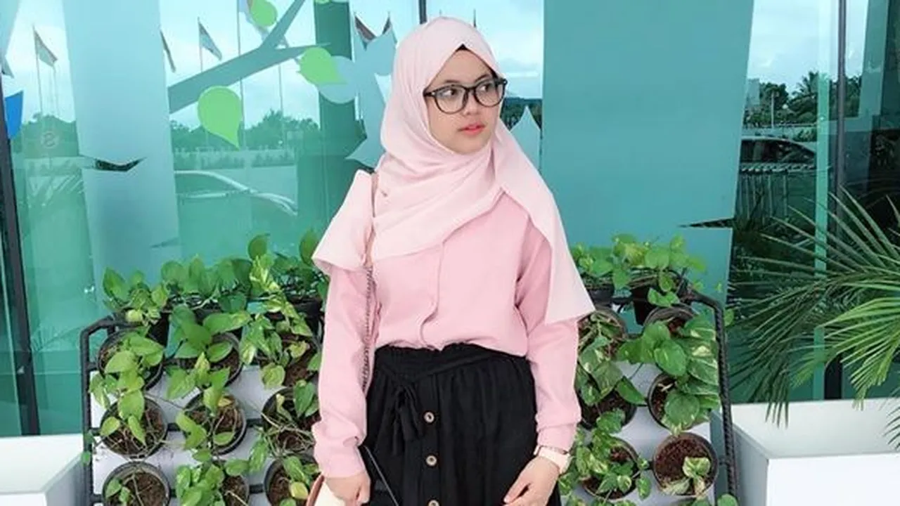 Jalani Ujian Nasional Hari Pertama, Putri D'Academy: Doain Semoga Hasilnya Memuaskan