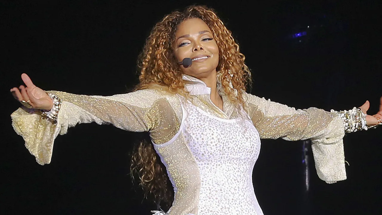Janet Jackson Ungkap Kemungkinan Kolaborasi Dengan Bruno Mars