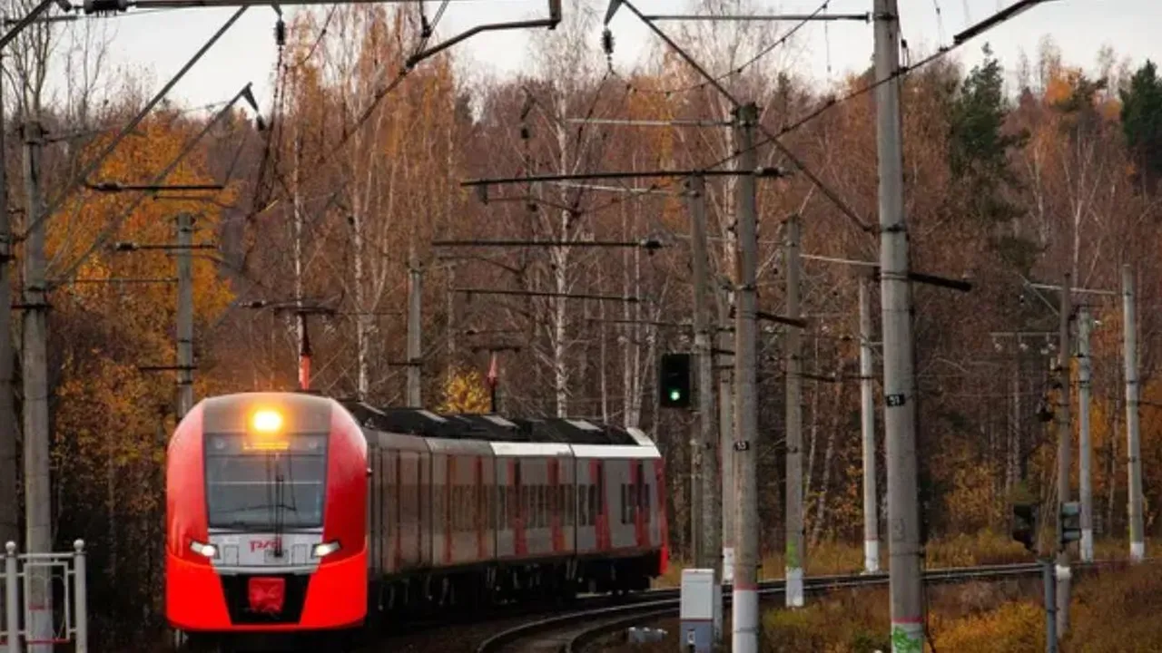 Jangan Lewatkan! Begini Cara Mudah Membeli Tiket Kereta Api Tambahan Lebaran 2025 yang Dijual Mulai 23 Februari! Jangan Lewatkan! Begini Cara Mudah Membeli Tiket Kereta Api Tambahan Lebaran 2025 yang Dijual Mulai 23 Februari!
