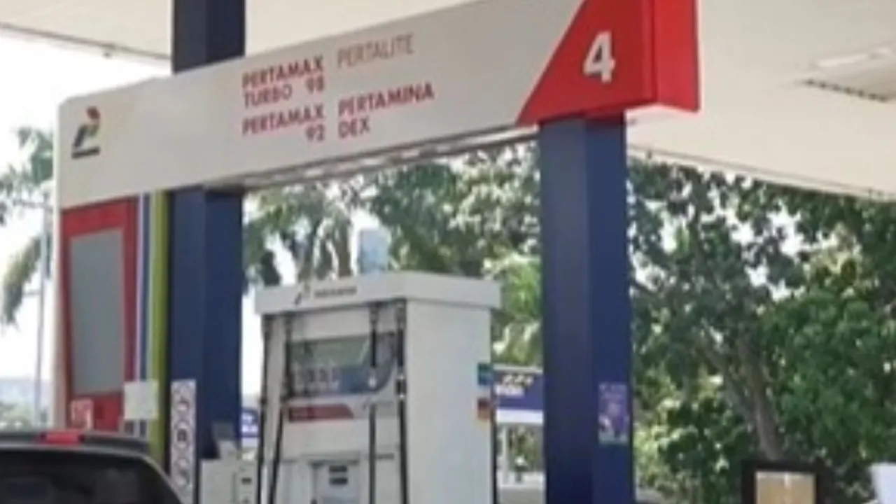 Jangan Lewatkan! Cek Siapa Saja Penerima BLT BBM 2025, Apakah Kamu Salah Satunya?