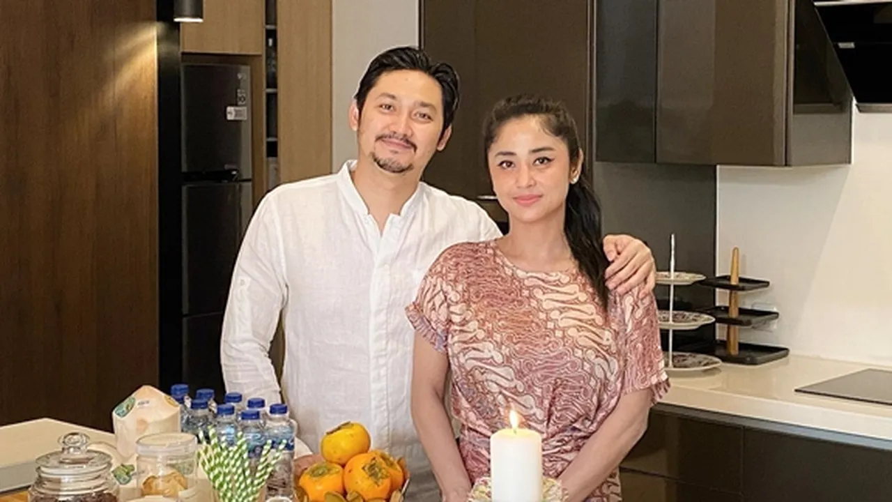 Jarang Komunikasi, Ini Sosok Dewi Perssik di Mata Ayah dan Adik Angga Wijaya