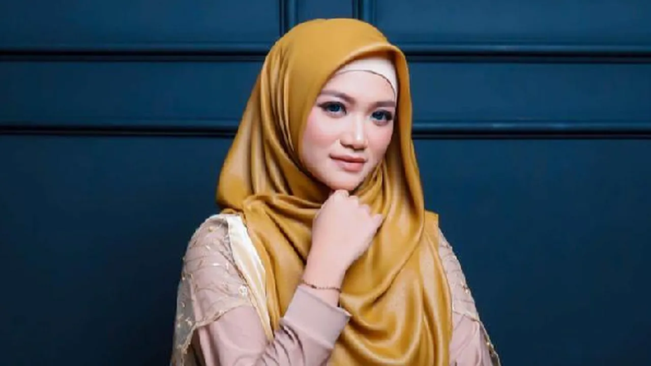 Jarang Muncul, Jhessica Vee Sibuk Urus Perusahaan Kredit Syariah