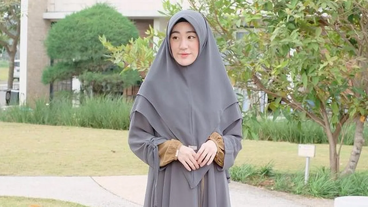 Jawaban Larissa Chou Ketika Ditanyaa Ingin Menikah Lagi, Ingin Benar-Benar yang Serius Jawaban Larissa Chou Ketika Ditanyaa Ingin Menikah Lagi, Ingin Benar-Benar yang Serius