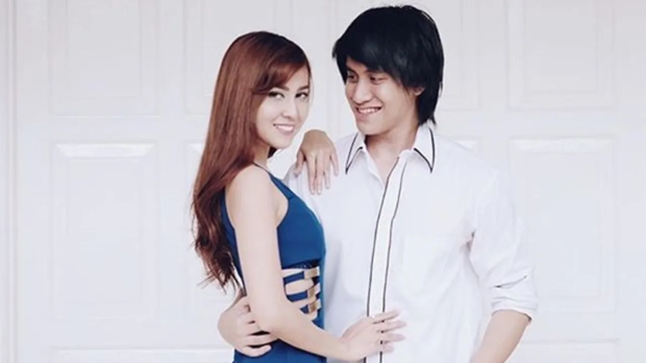Jawaban Romantis Kevin Aprilio Ditanya Vicy Melanie Soal RUU Permusikan Jawaban Romantis Kevin Aprilio Ditanya Vicy Melanie Soal RUU Permusikan