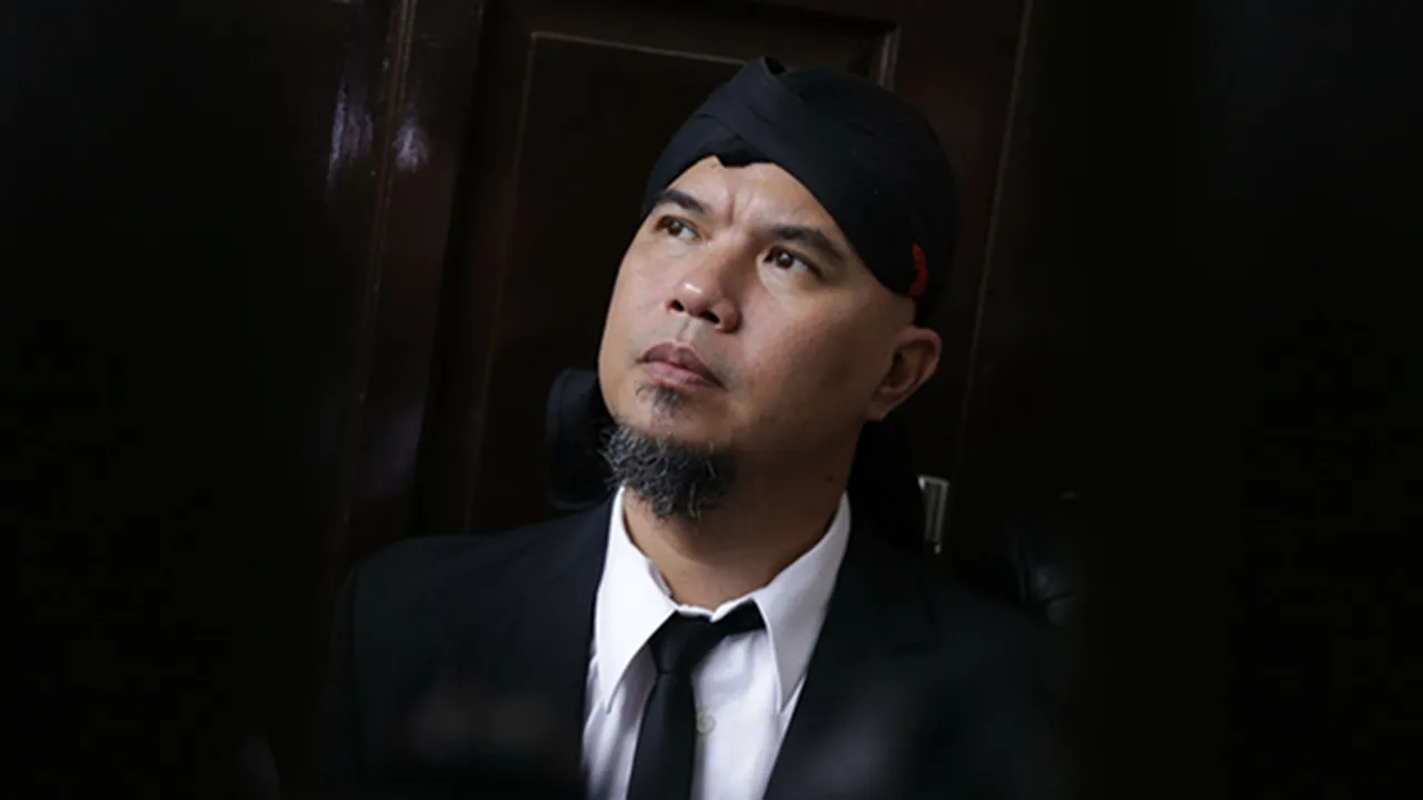 Jelang Bebas, Ahmad Dhani Konsultasi dengan Kuasa Hukumnya Jelang Bebas, Ahmad Dhani Konsultasi dengan Kuasa Hukumnya