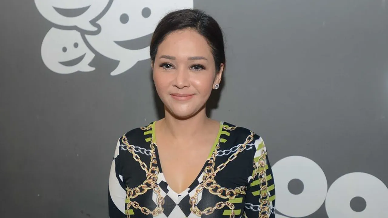 Jelang Ulang Tahun Maia Estianty, Irwan Mussry Beri Kado Jam Berlian 1,3 Miliar! Jelang Ulang Tahun Maia Estianty, Irwan Mussry Beri Kado Jam Berlian 1,3 Miliar!