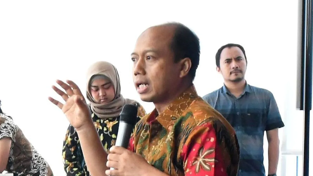 Jenazah Sutopo Purwo Nugroho Tiba Malam Ini di Jakarta