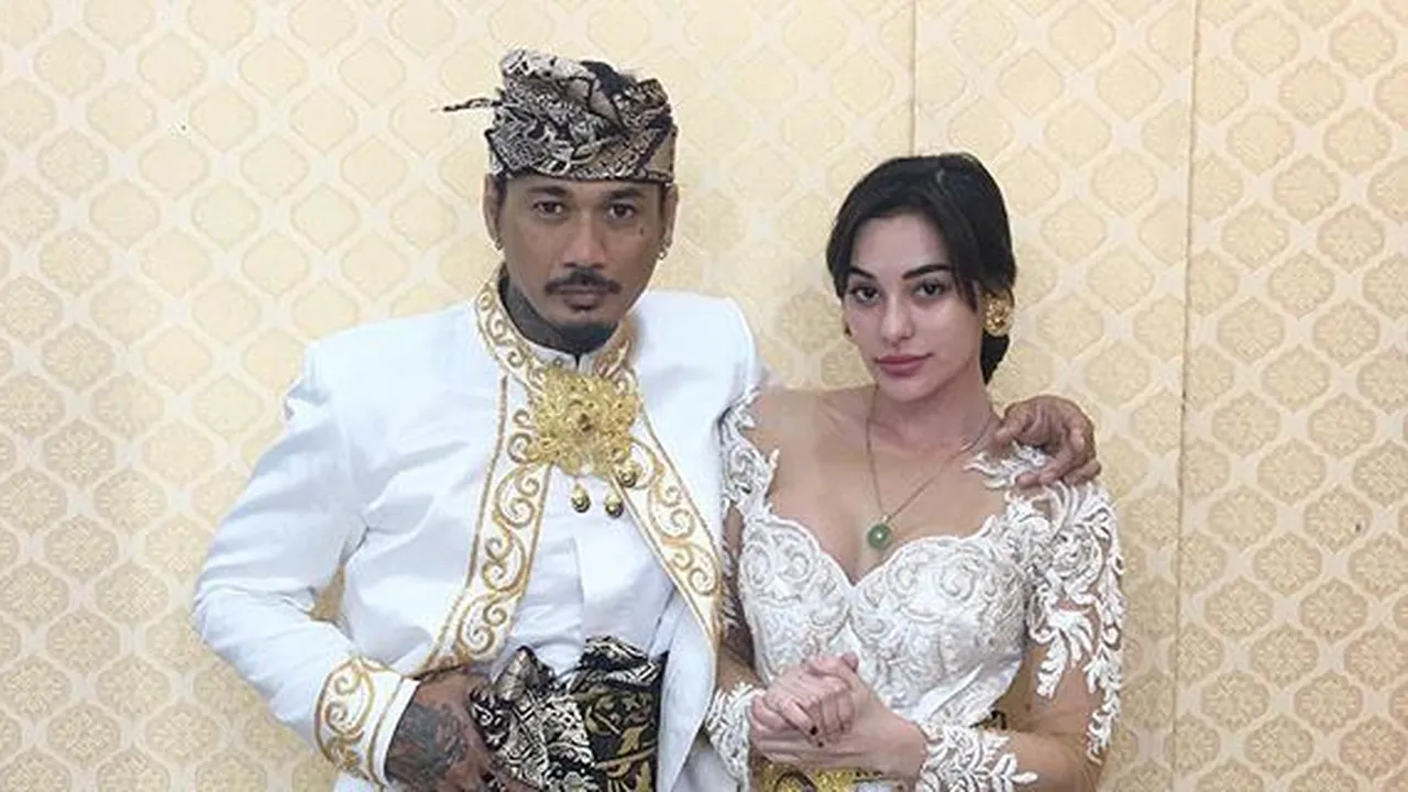 Jerinx Ceritakan Masa PDKT Nora Alexandra, Banyak Bercanda Tapi Serius
