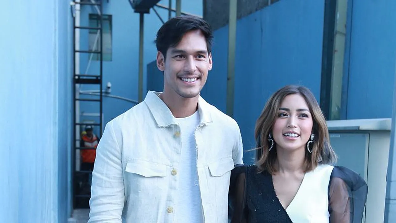 Jessica Iskandar Sempat Sedih Dengar Ramalan Hubungannya dengan Richard Kyle Jessica Iskandar Sempat Sedih Dengar Ramalan Hubungannya dengan Richard Kyle