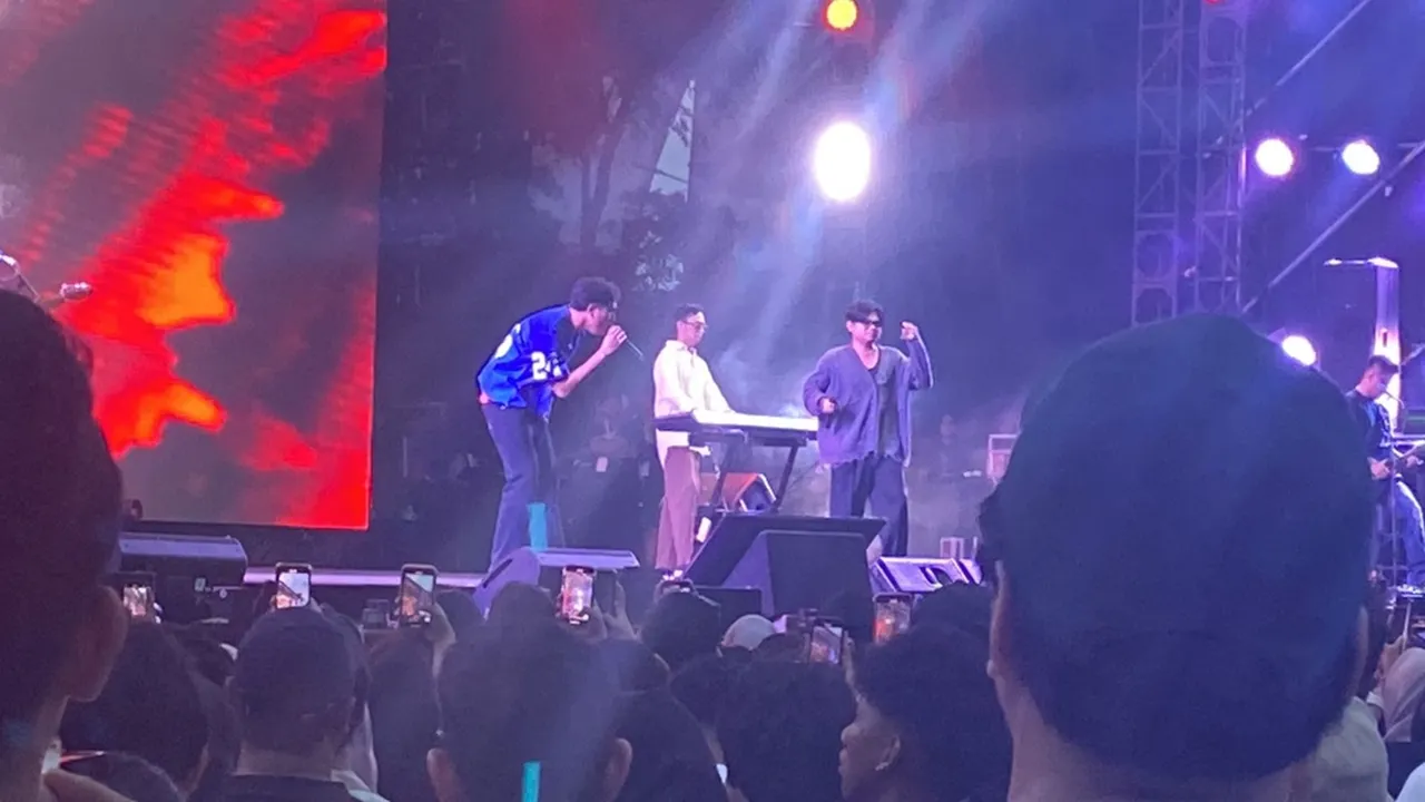 Juicy Luicy Bikin Baper Synchronize Fest 2024, Sialan Jadi Puncak Penampilan