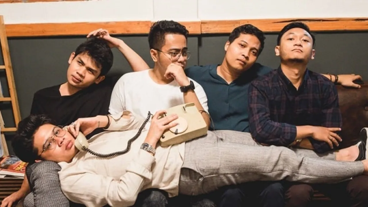 Juicy Luicy Ceritakan Kisah Cinta Penuh Kepedihan Lewat Single 'H-5'
