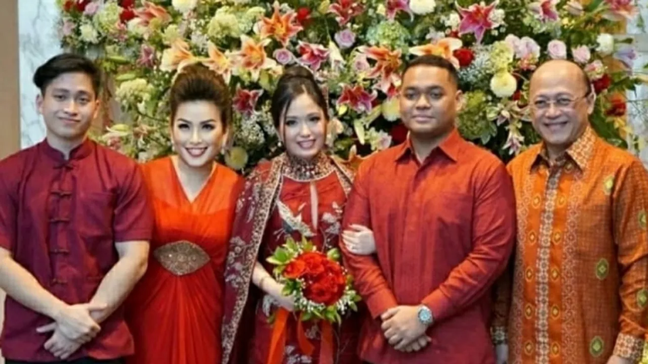 Kabar Bahagia! Audrey Putri Mario Teguh Resmi Dilamar Sang Kekasih
